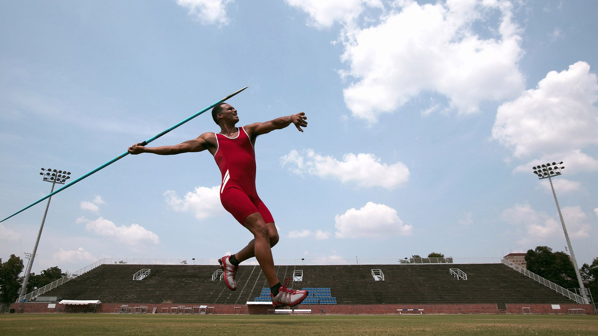 英超争夺激烈，精彩进球和神级扑救不断上演，英超进球集锦视频